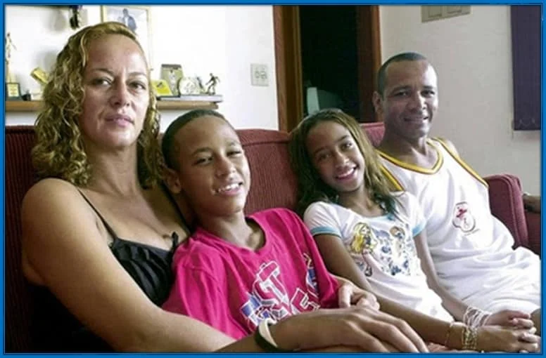 Neymar Family: (Father, Mother, Sister, and Neymar)
