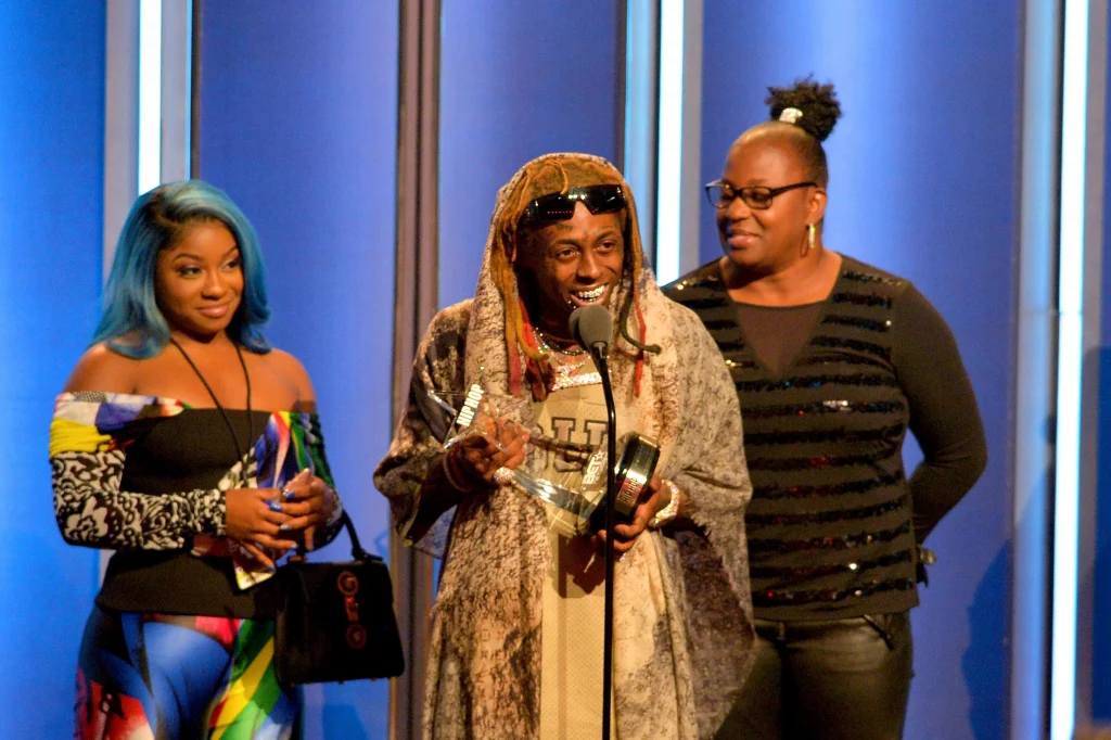 Lil Wayne Receive Hip-Hop Award